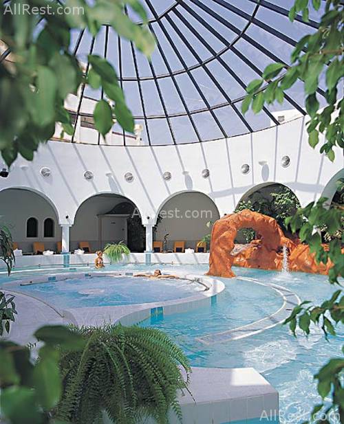 Le Meridien Abu Dhabi 28